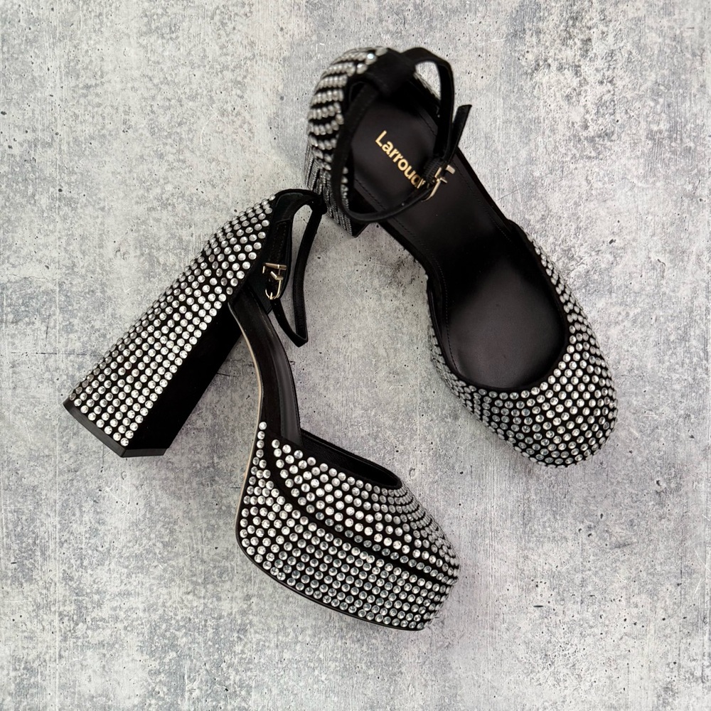 NEW Larroude Ari Crystal Pump 9